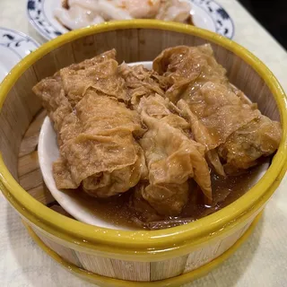 A16. Stuffed Bean Curd Roll w/ Oyster Sauce