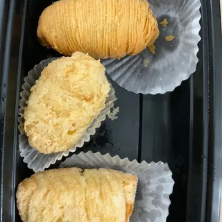 B11. Baked Durian Turnover