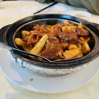 G6. Rice Noodle Roll w/ XO Sauce