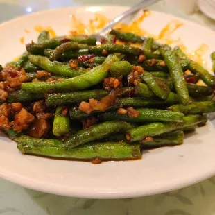 Spicy green beans with minced pork