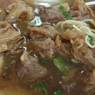 M4. Beef Stew Noodle Soup