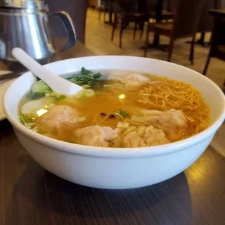 M9. Wonton Noodle Soup