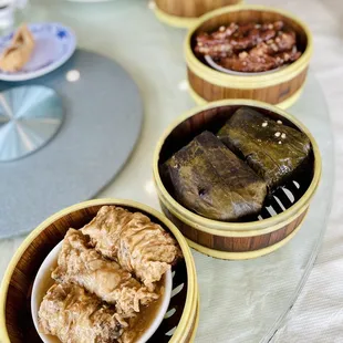 B19 - Bean Curd Skin Roll &amp; C3 - Sticky Rice &amp; Chicken in Lotus Leaf
