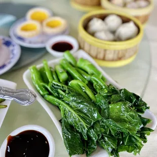 D7 - Chinese Broccoli
