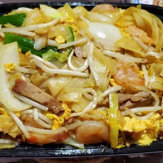 128. Malaysian Style Chow Fun