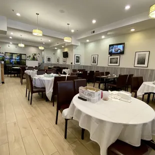 05.30.22 dining room