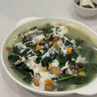 127. Braised Spinach with Assorted Eggs