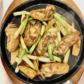 103. Sizzling Oyster with Ginger and Green Onion Plate