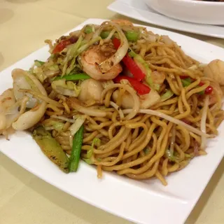 61. Seafood Chow Mein