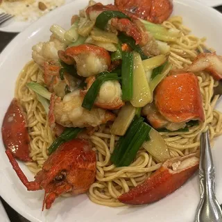 Lobster lo mein