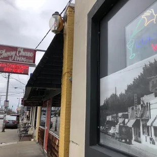 Love the vintage sign!!