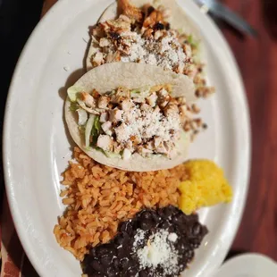 Grilled tacos with chicken