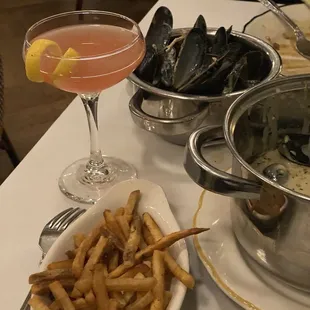 food, shellfish, mussels, oysters and mussels, oysters