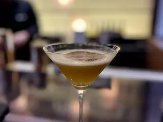 Hotel Bar
