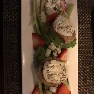 Goat cheese salad