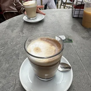 dessert, drink
