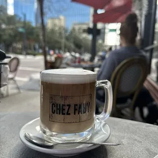 Gorgeous weather, beautiful outside seating!