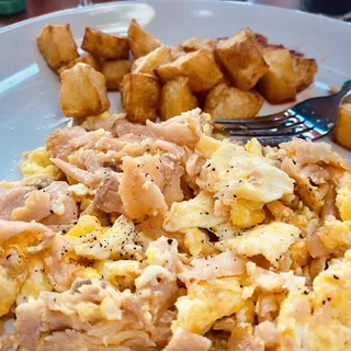 Scrambled Eggs with Salmon