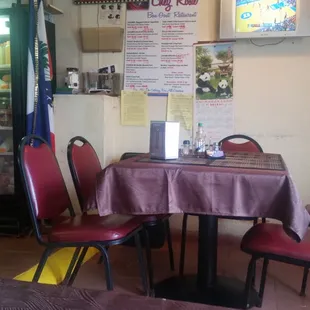 Small cozy little restaurant with just two tables as if you came to Mama&apos;s house!