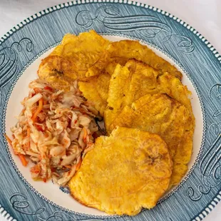 Fried plantains with pikliz