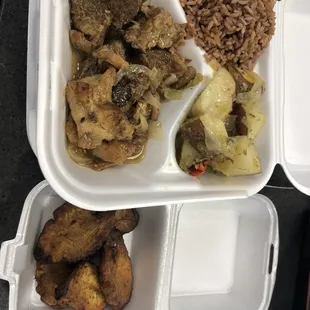 chicken wings and fried chicken, food