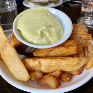 Chips and Aioli