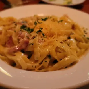 Fettuccine carbonara