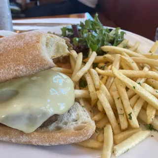 100% Angus beef Burger Brunch