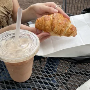 Croissant &amp; Raspberry Vanilla Iced Latte