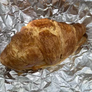 Ham Egg croissant
