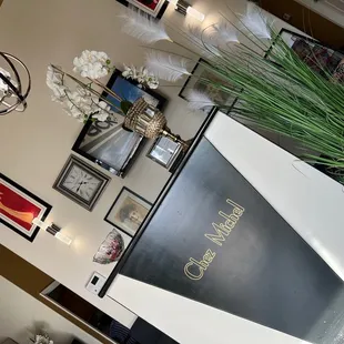 Chez Michel Salon