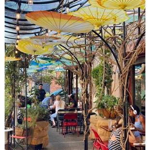 Outdoor dining at Chez Oskar.