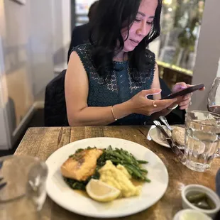 seafood, grilled fish, grilled seafood, food, fish