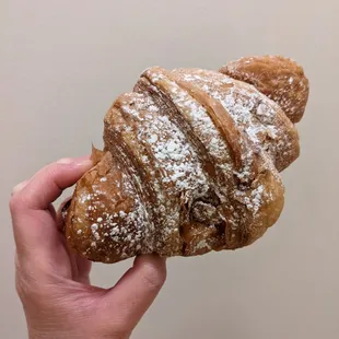 Tried the almond croissant again. It is just okay.