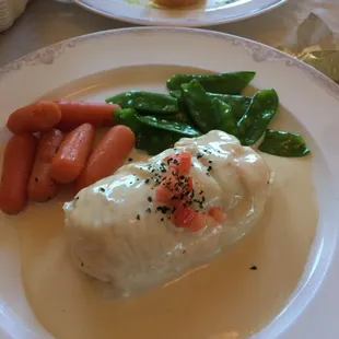 Stuffed fish with veggies