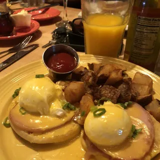 Classic Eggs Benedict