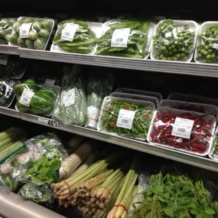 fresh vegetable( i saw them put it )