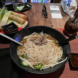 Pho*