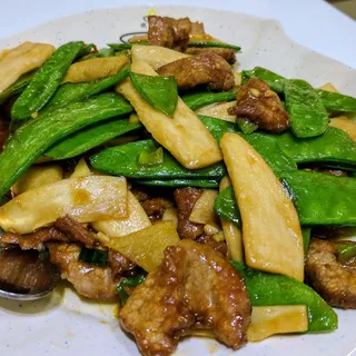 Beef with King Mushroom and Snow Pea