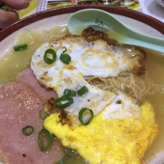 Ham and Egg Instant Noodle Soup