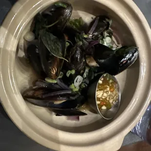 Mussels Hot Pot