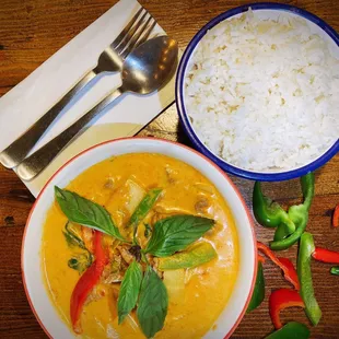 Red curry and rice