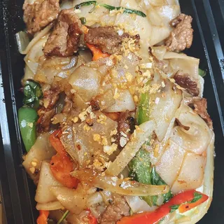 Pad Kee Mow Lunch