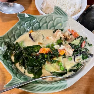 81. Panang Salmon Stir Fried