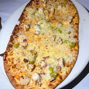 Spicy chicken flatbread