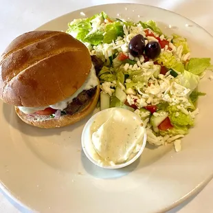 Burger/salad lunch special