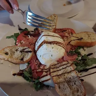 Burrata caprese......get it it&apos;s the best