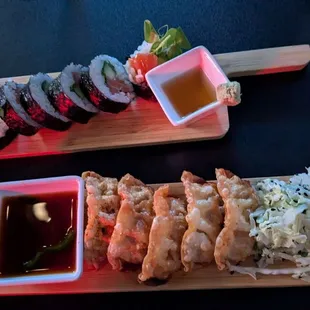 Gyoza and roll