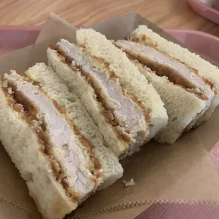 Sandos