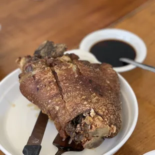 Crispy Pata